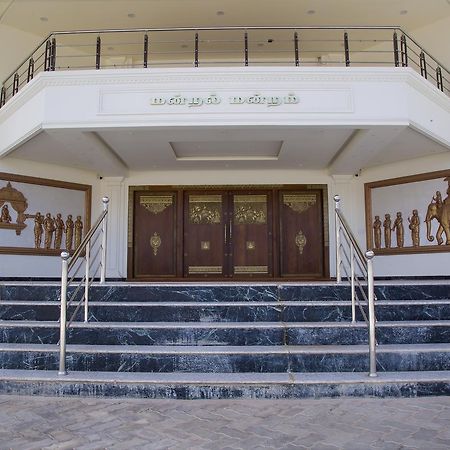 The Grand White Palace Hotel Mayiladuthurai Exterior photo