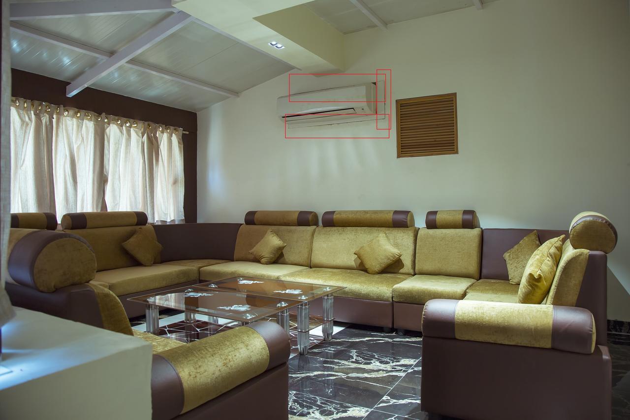 The Grand White Palace Hotel Mayiladuthurai Exterior photo